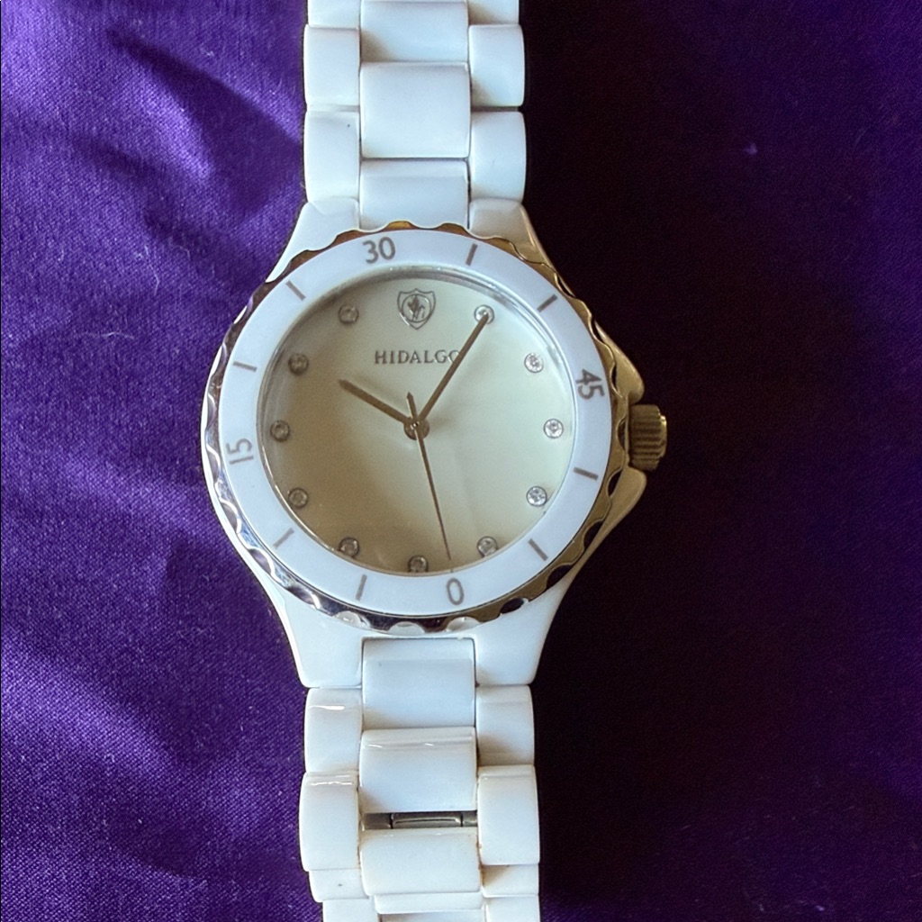 Hidalgo Womens White Ceramic Link Watch Mother Of Pearl  Diamond Face